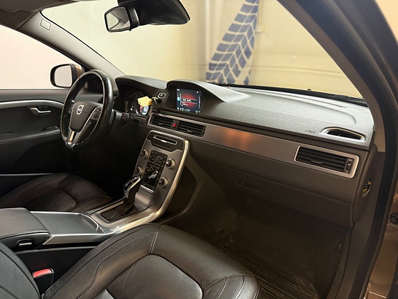 Volvo V70 15 of 20