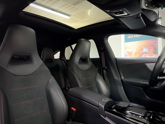 Mercedes-Benz CLA250 e 8 of 18