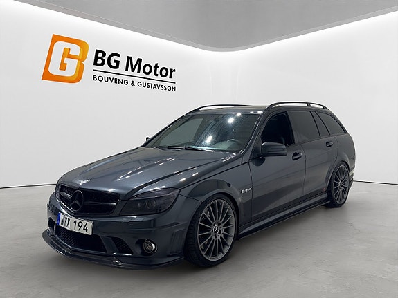 Mercedes-Benz C63 8 of 19