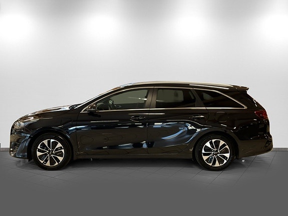 Kia Ceed 4 of 21