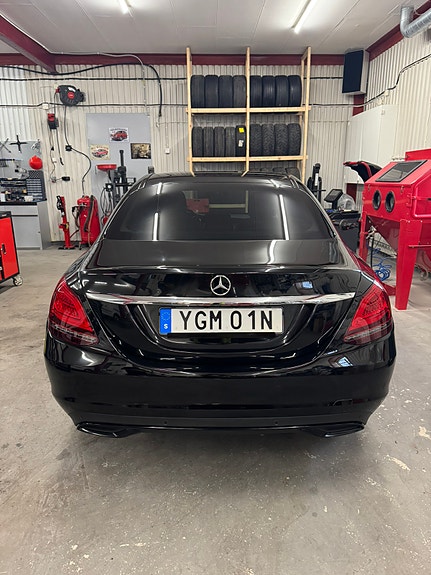 Mercedes-Benz C200 d 5 of 13