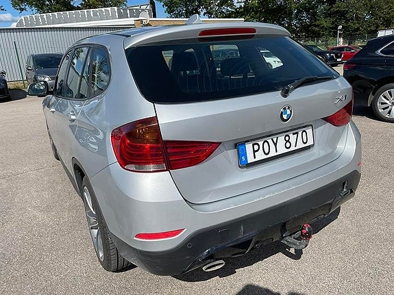 BMW X1 3 of 5