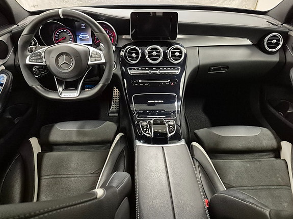 Mercedes-Benz AMG GT Black Series 4 of 6