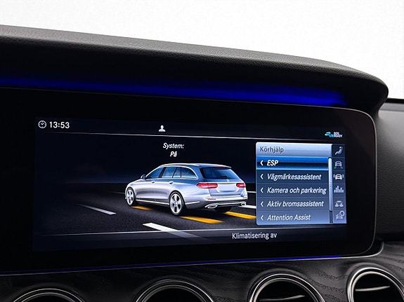 Mercedes-Benz E300 26 of 30