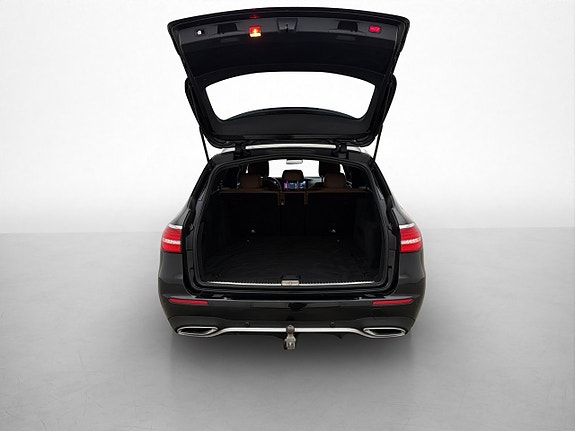 Mercedes-Benz E300 10 of 30