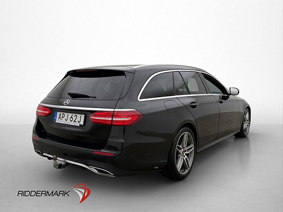 Mercedes-Benz E300 8 of 30