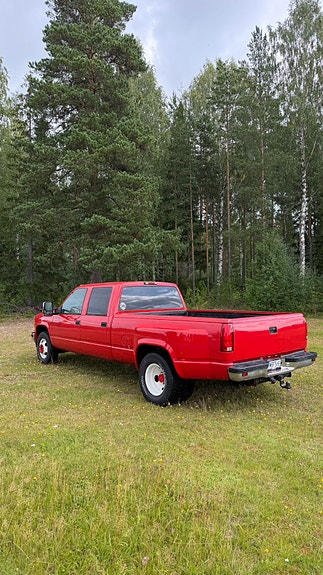 Chevrolet C3500 4 of 6