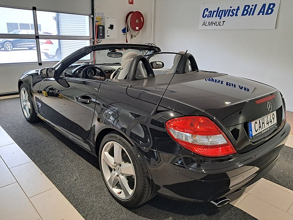 Mercedes-Benz SLK200 5 of 9