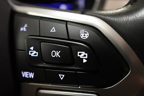 Volkswagen Passat 19 of 27