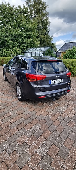 Kia Ceed 2 of 4