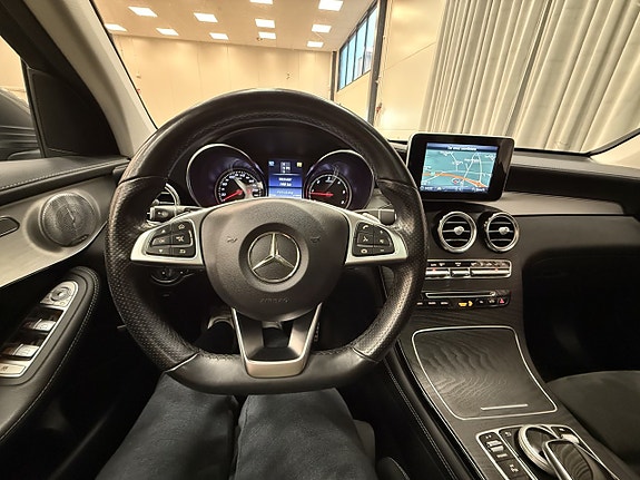 Mercedes-Benz GLC220 d 15 of 15