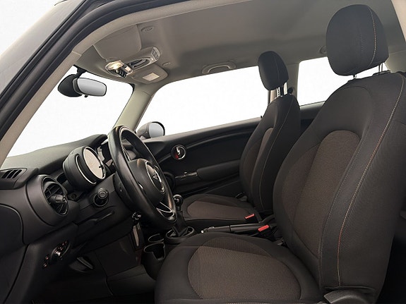 MINI Cooper 10 of 29