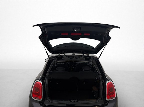MINI Cooper 23 of 29