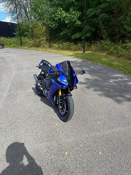 Yamaha YZF-R1 4 of 4