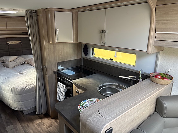 KABE Royal 600 CXL KS 8 of 16