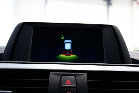 BMW 118i 17 of 23