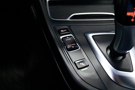 BMW 118i 21 of 23