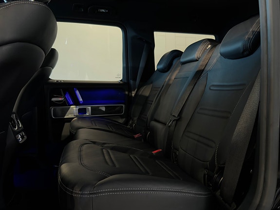 Mercedes-Benz G500 9 of 23