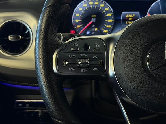 Mercedes-Benz G500 13 of 23