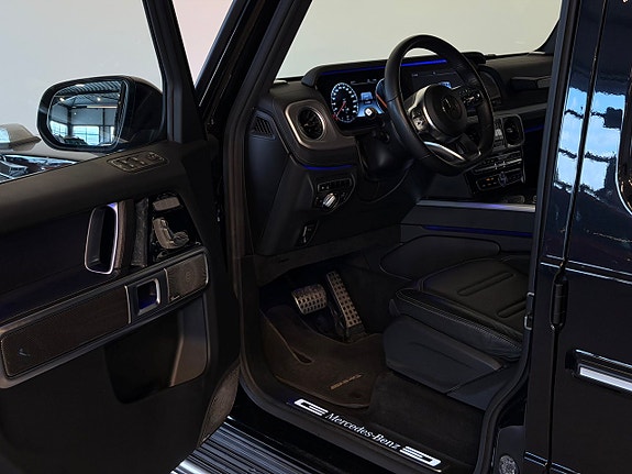 Mercedes-Benz G500 6 of 23