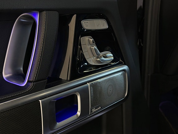 Mercedes-Benz G500 16 of 23