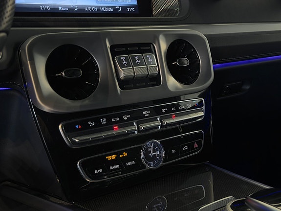 Mercedes-Benz G500 20 of 23