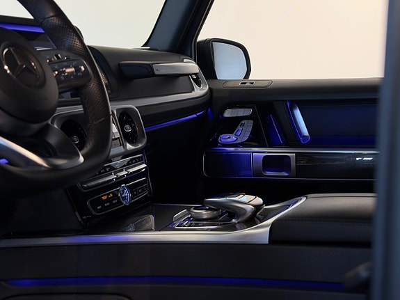 Mercedes-Benz G500 12 of 23