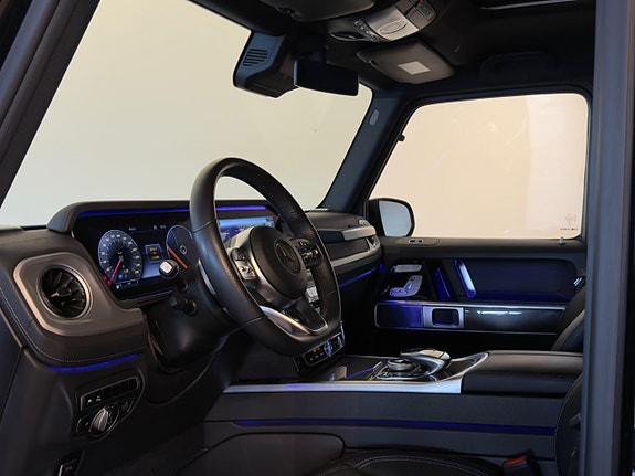 Mercedes-Benz G500 7 of 23