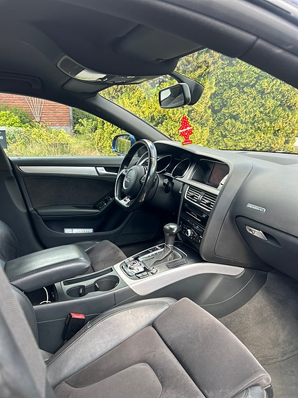 Audi A5 6 of 12