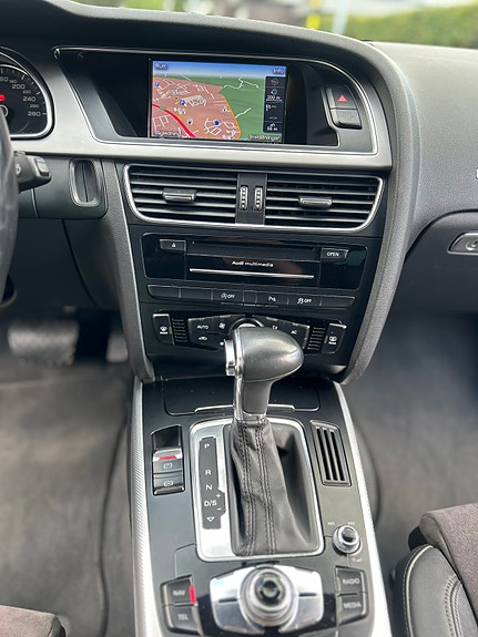 Audi A5 8 of 12