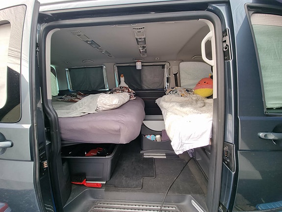 Volkswagen Multivan 5 of 10