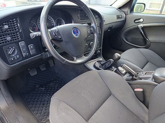 Saab 9-5 4 of 10