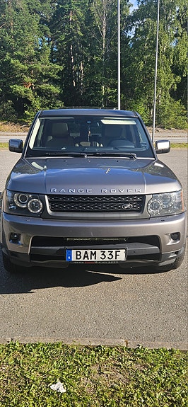 Land Rover Range Rover Sport 4 of 8