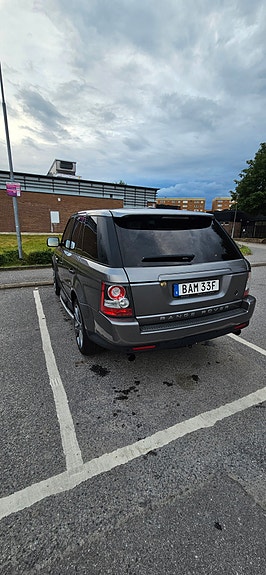 Land Rover Range Rover Sport 2 of 8