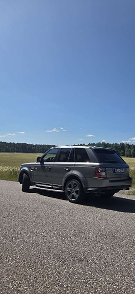 Land Rover Range Rover Sport 5 of 8