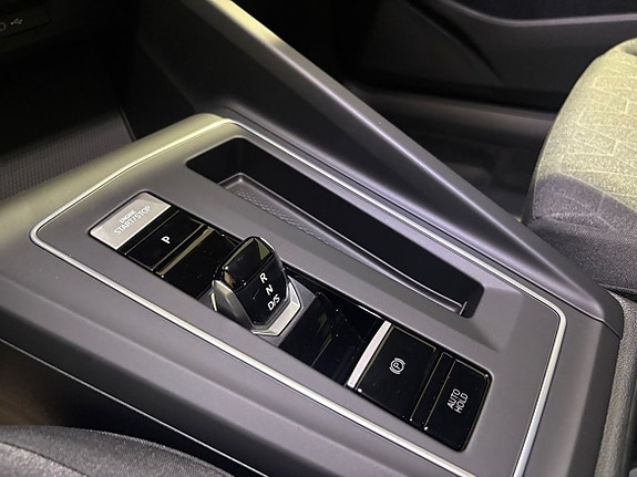 Volkswagen Golf I 11 of 13