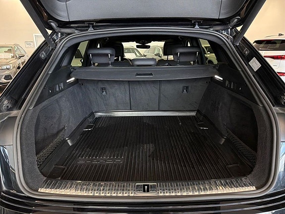 Audi e-tron 23 of 23