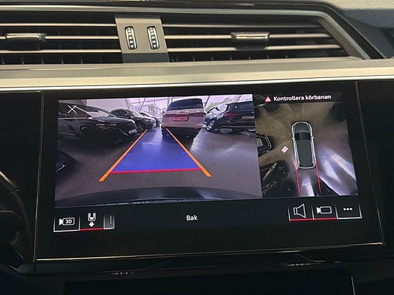 Audi e-tron 21 of 23