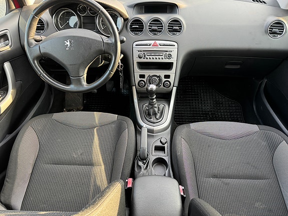 Peugeot 308 6 of 6