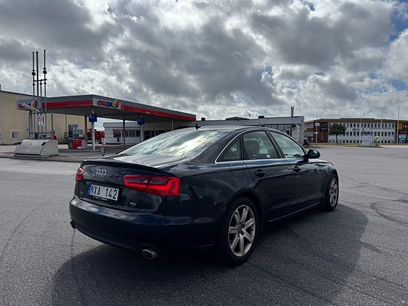 Audi A6 5 of 21