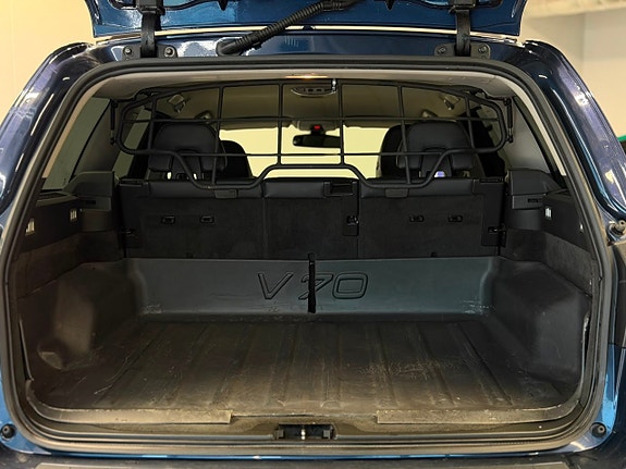 Volvo V70 8 of 27