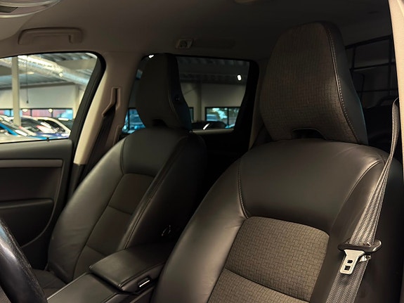 Volvo V70 14 of 27