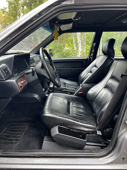 Volvo 740 4 of 9