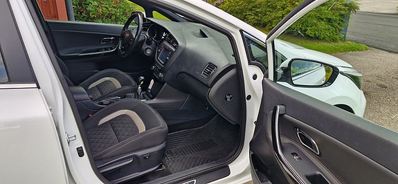 Kia Ceed 10 of 13