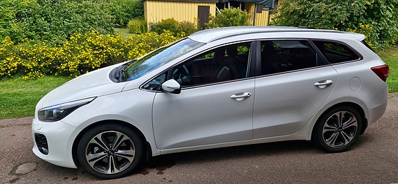 Kia Ceed 4 of 13