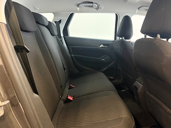Peugeot 308 SW 8 of 12