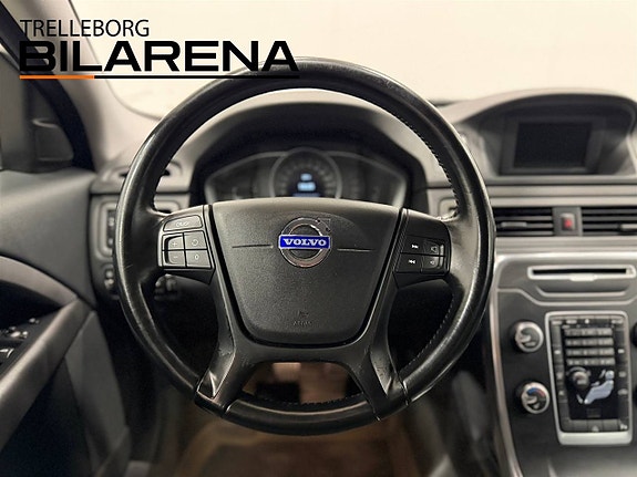 Volvo V70 16 of 22