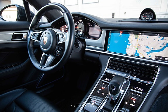 Porsche Panamera Turbo 20 of 24