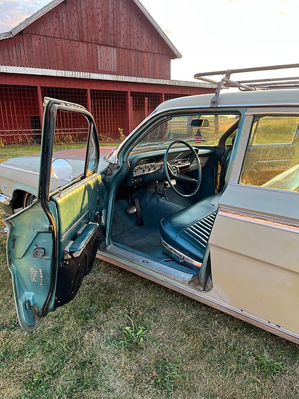 Chevrolet Impala 11 of 14