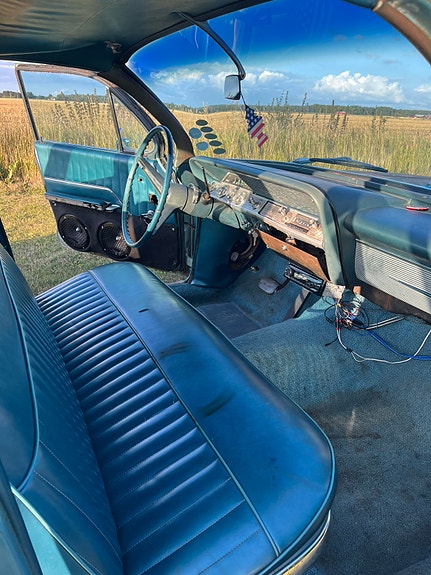Chevrolet Impala 12 of 14